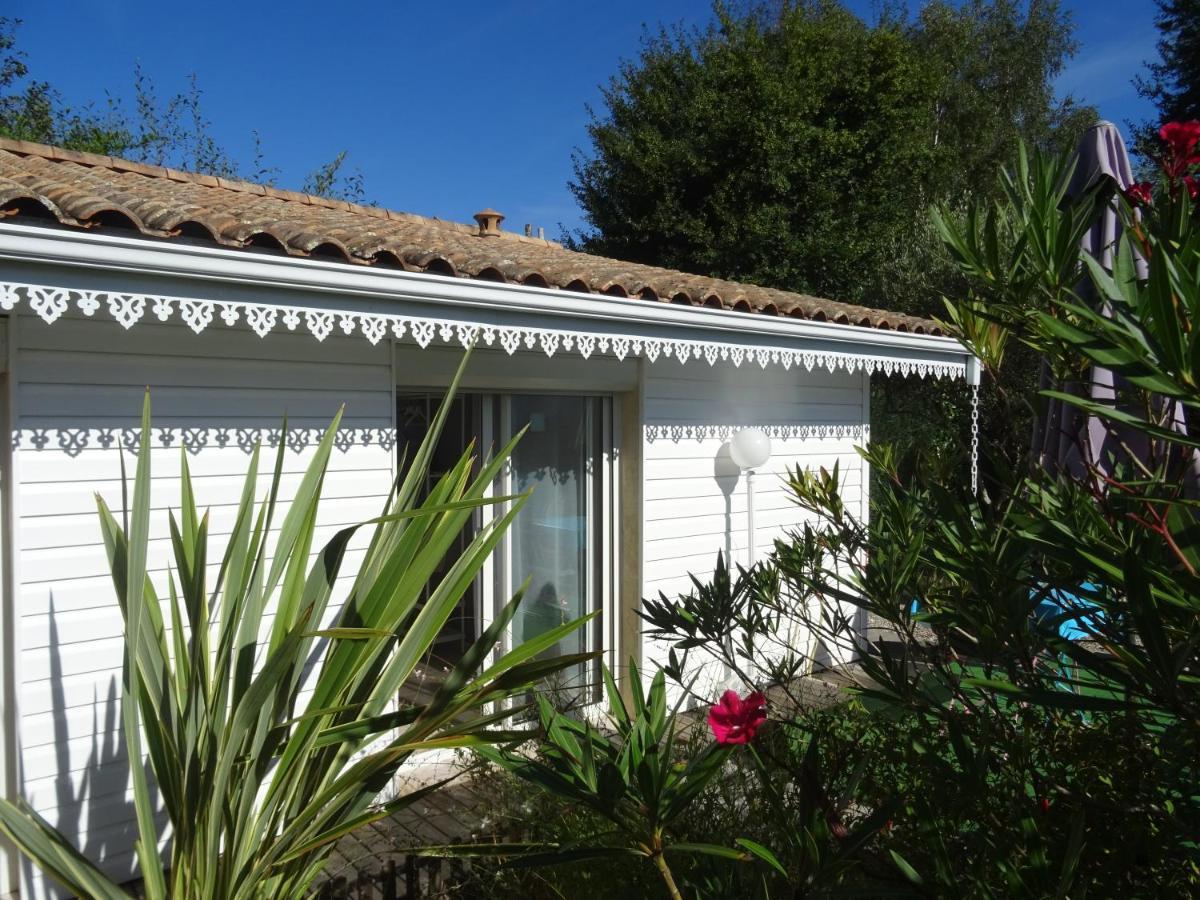 Cabane Blanche Andernos-les-Bains Exterior photo